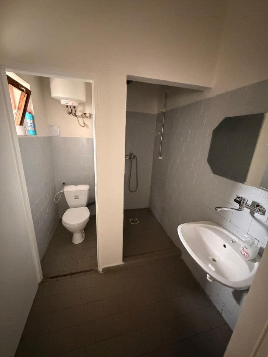 Prenájom nebytového priestoru 166 m², Masarykova, Rudná, Středočeský kraj Prenájom nebytového priestoru 166 m², Masarykova, Rudná, Středočeský kraj