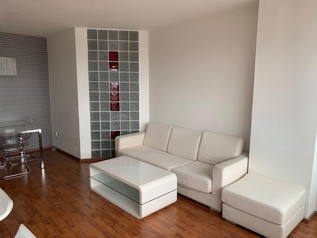 Prenájom bytu 2-izbový 51 m², Dr. Jiřího Procházky, Jihlava, Kraj Vysočina Prenájom bytu 2-izbový 51 m², Dr. Jiřího Procházky, Jihlava, Kraj Vysočina