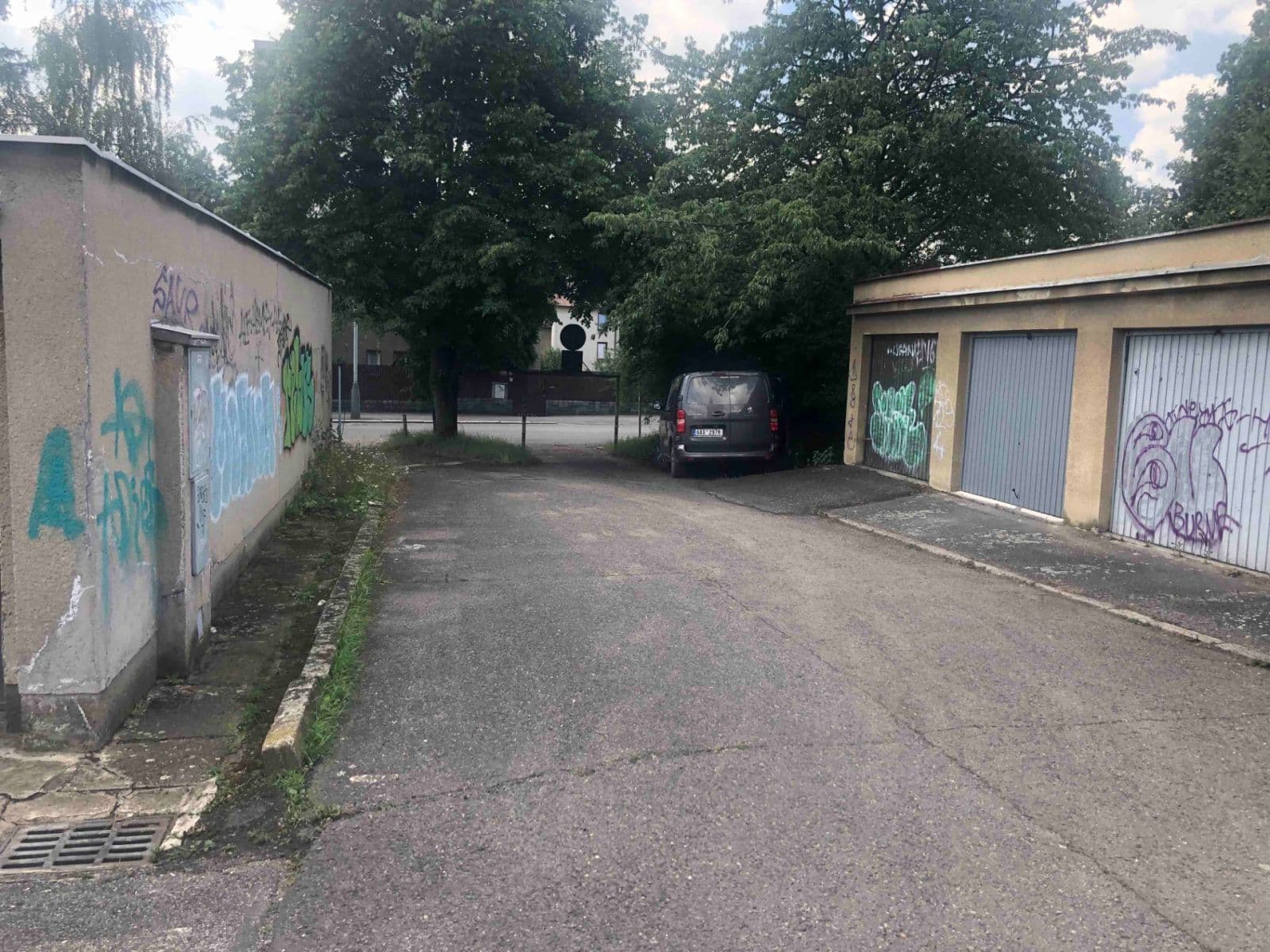 Predaj garáže 18 m², V Úžlabině, Praha, Praha Predaj garáže 18 m², V Úžlabině, Praha, Praha