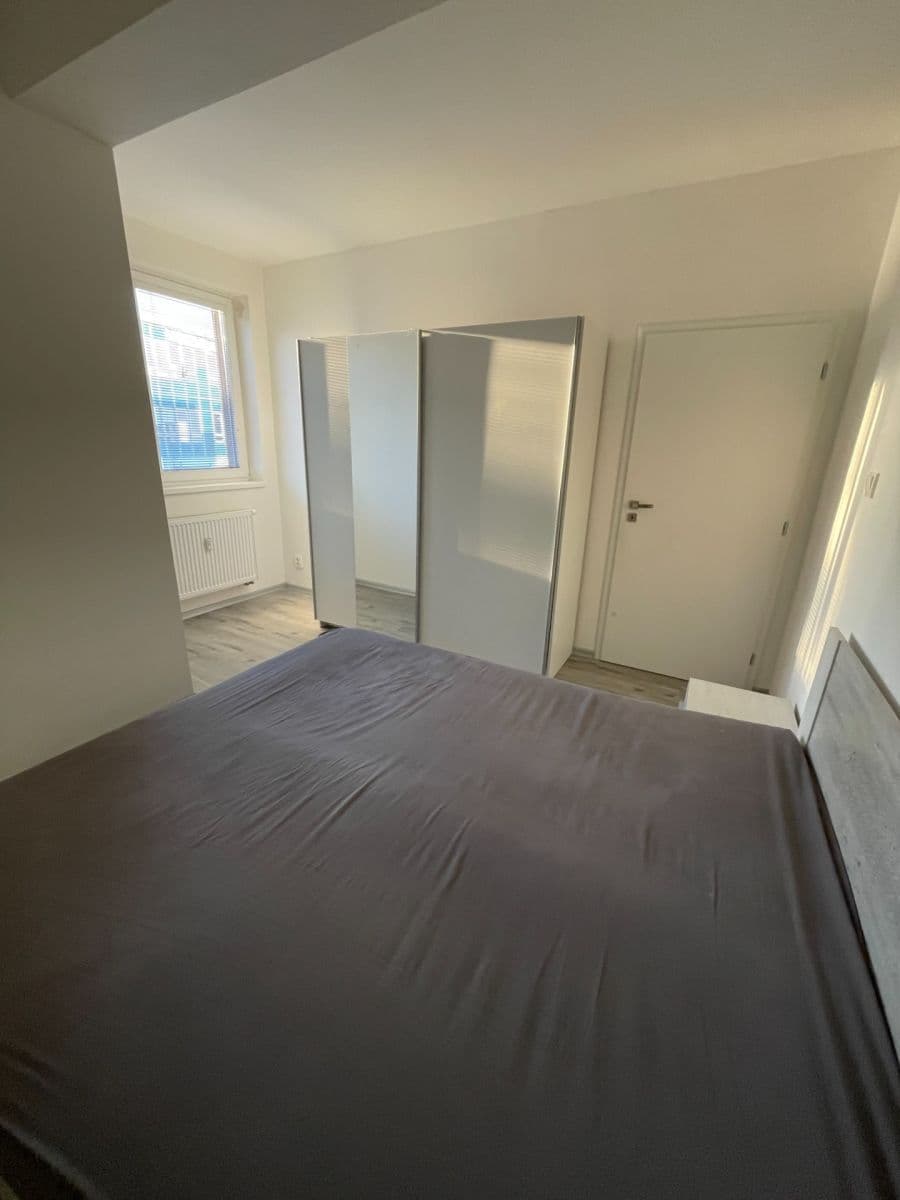 Prenájom bytu 3-izbový 65 m², Palackého, Český Brod, Středočeský kraj Prenájom bytu 3-izbový 65 m², Palackého, Český Brod, Středočeský kraj