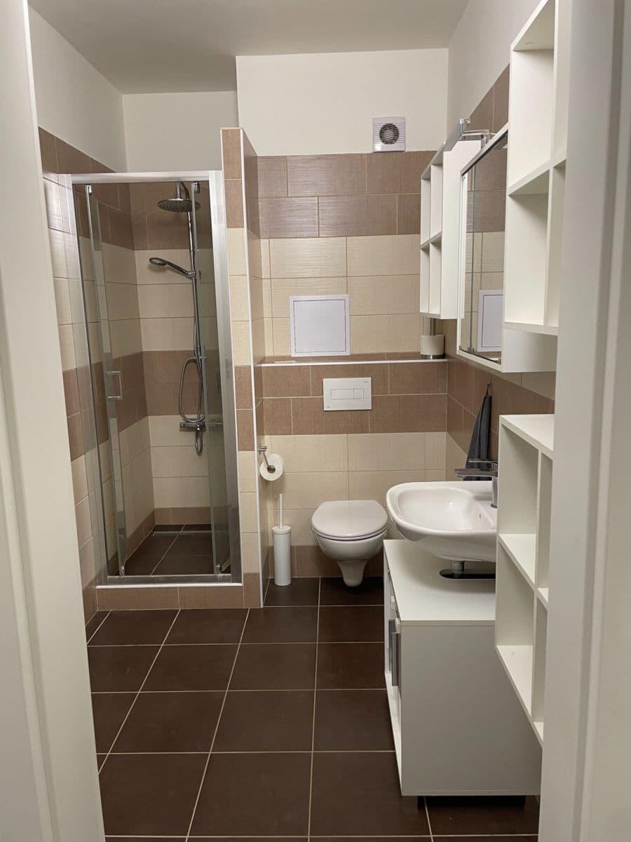 Prenájom bytu 3-izbový 65 m², Palackého, Český Brod, Středočeský kraj Prenájom bytu 3-izbový 65 m², Palackého, Český Brod, Středočeský kraj