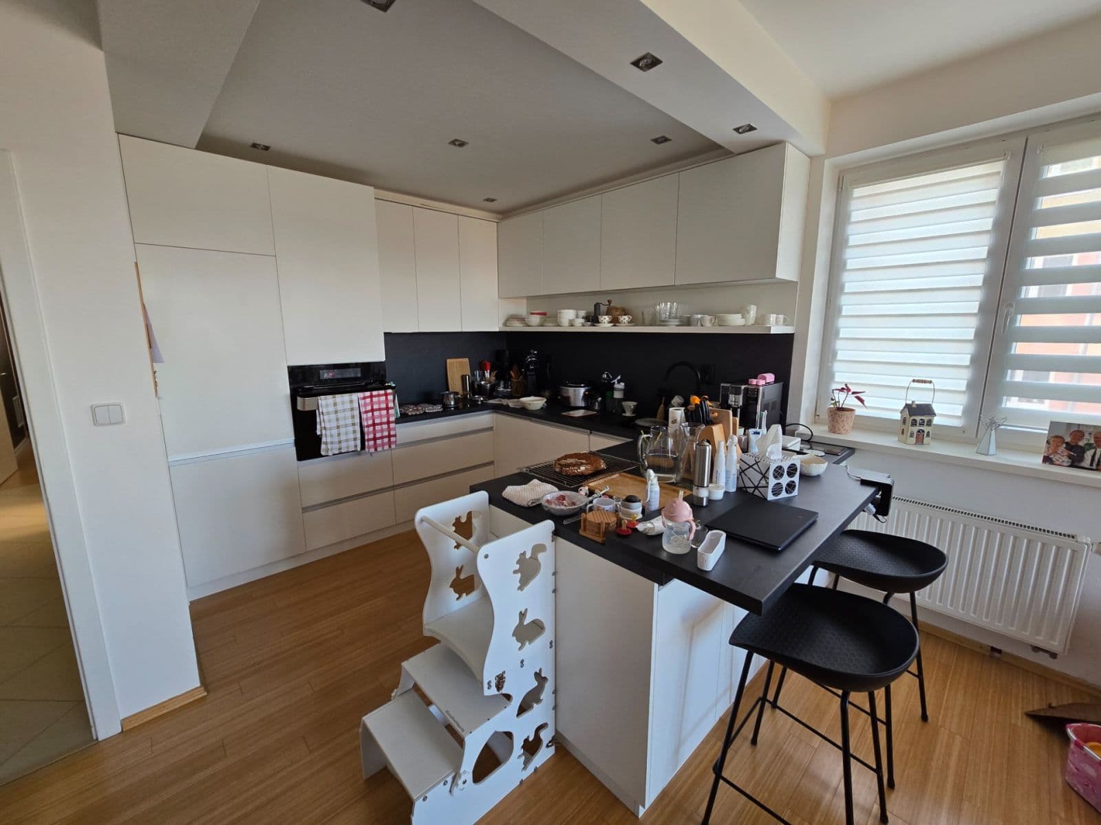 Prenájom bytu 3-izbový 106 m², Jabloňová, Uherské Hradiště, Zlínský kraj Prenájom bytu 3-izbový 106 m², Jabloňová, Uherské Hradiště, Zlínský kraj