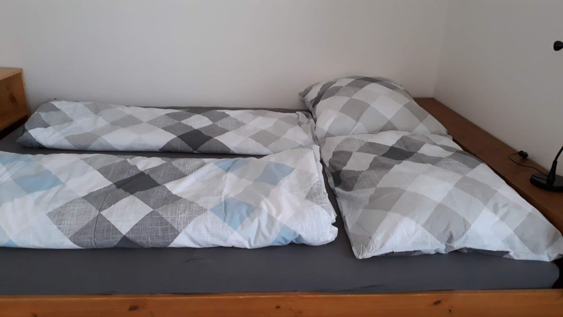 Prenájom bytu 2-izbový 68 m², Kafkova, Praha, Praha Prenájom bytu 2-izbový 68 m², Kafkova, Praha, Praha