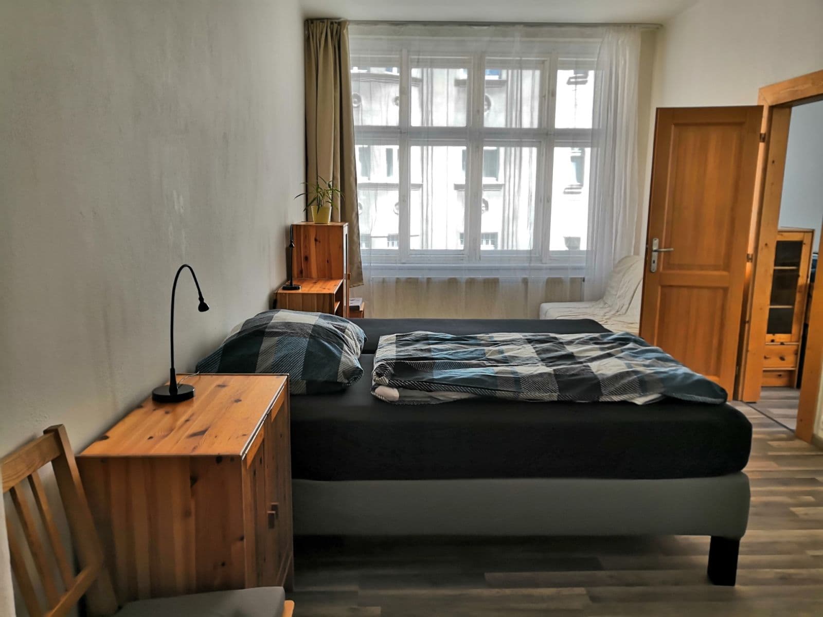 Prenájom bytu 2-izbový 68 m², Kafkova, Praha, Praha Prenájom bytu 2-izbový 68 m², Kafkova, Praha, Praha