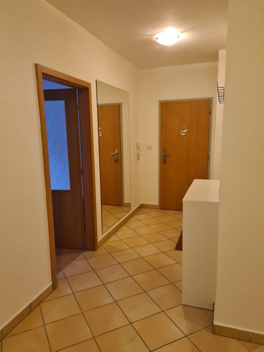 Prenájom bytu 3-izbový 105 m², Vodní, Brno, Jihomoravský kraj Prenájom bytu 3-izbový 105 m², Vodní, Brno, Jihomoravský kraj