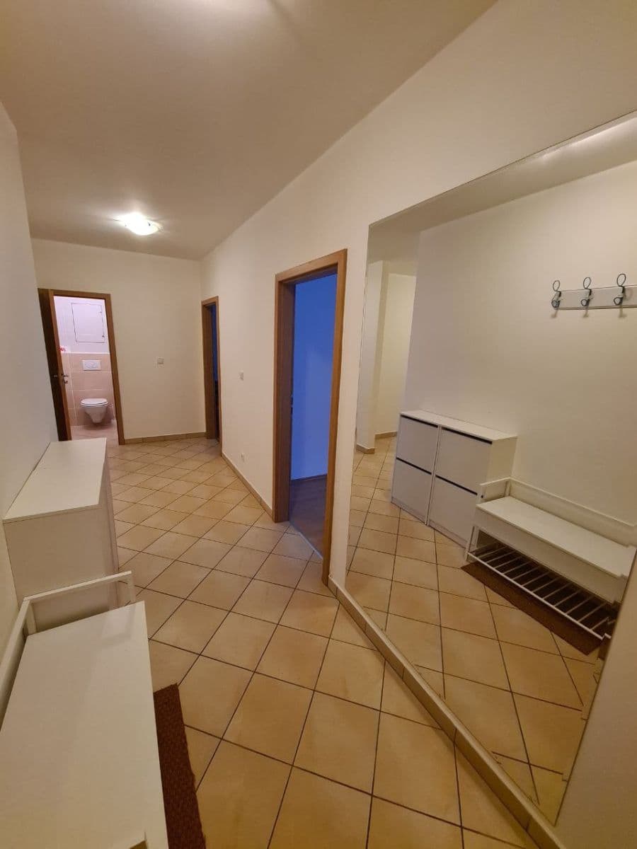 Prenájom bytu 3-izbový 105 m², Vodní, Brno, Jihomoravský kraj Prenájom bytu 3-izbový 105 m², Vodní, Brno, Jihomoravský kraj