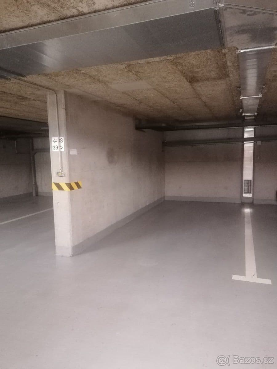 Prenájom bytu 3-izbový 105 m², Vodní, Brno, Jihomoravský kraj Prenájom bytu 3-izbový 105 m², Vodní, Brno, Jihomoravský kraj