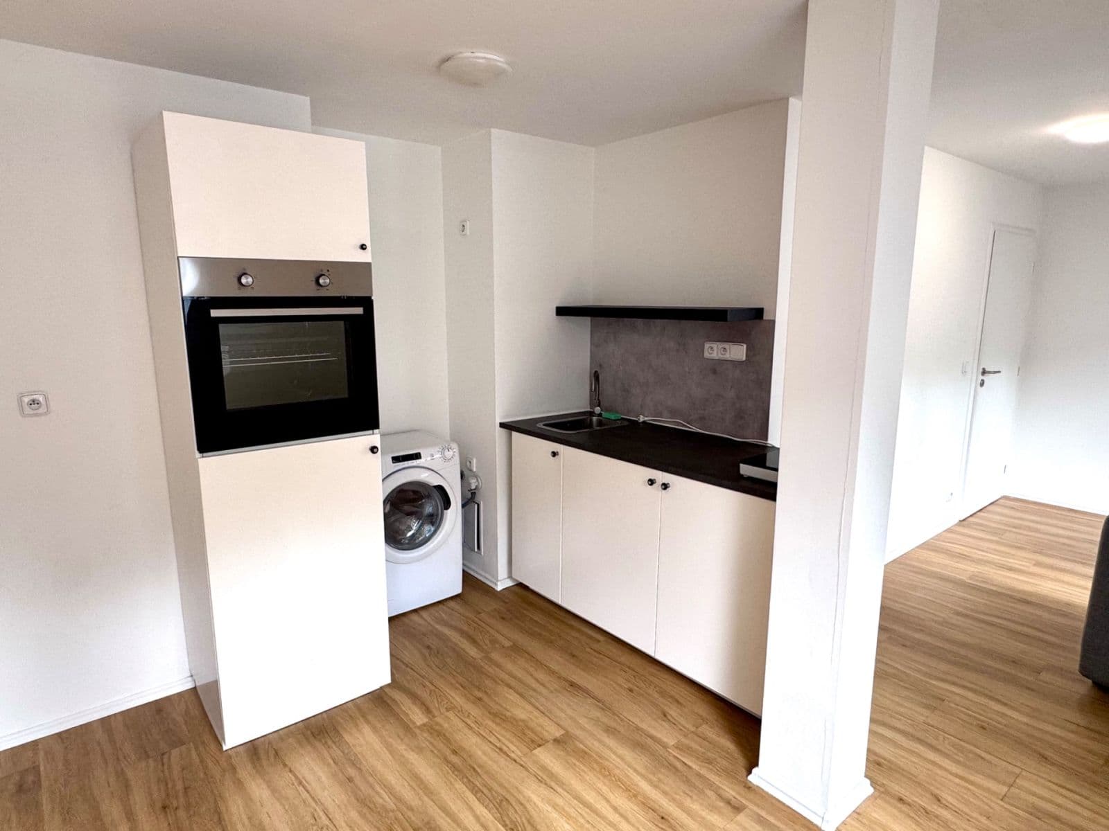 Prenájom bytu 2-izbový 67 m², Kollárova, Praha, Praha Prenájom bytu 2-izbový 67 m², Kollárova, Praha, Praha