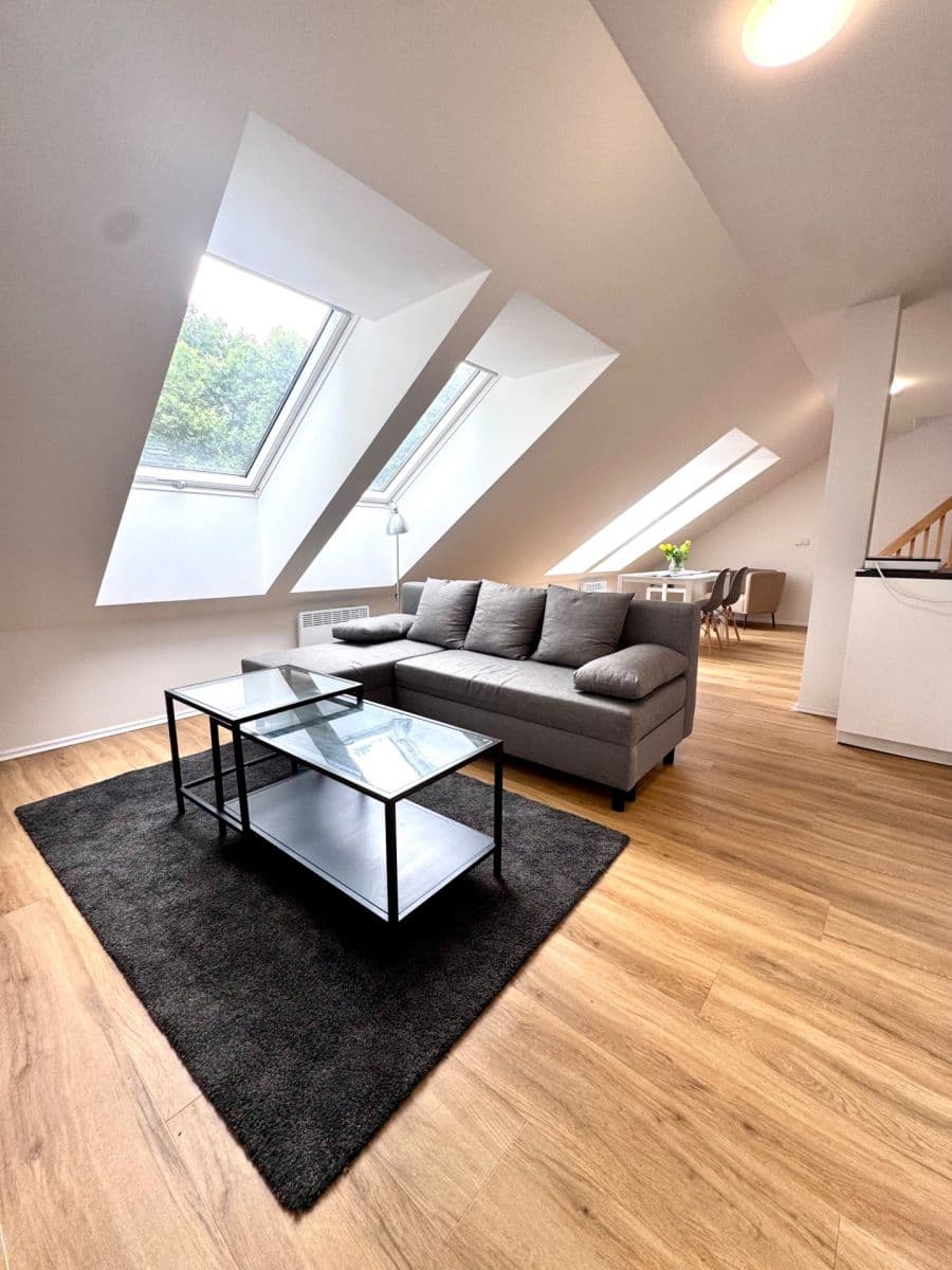 Prenájom bytu 2-izbový 67 m², Kollárova, Praha, Praha Prenájom bytu 2-izbový 67 m², Kollárova, Praha, Praha