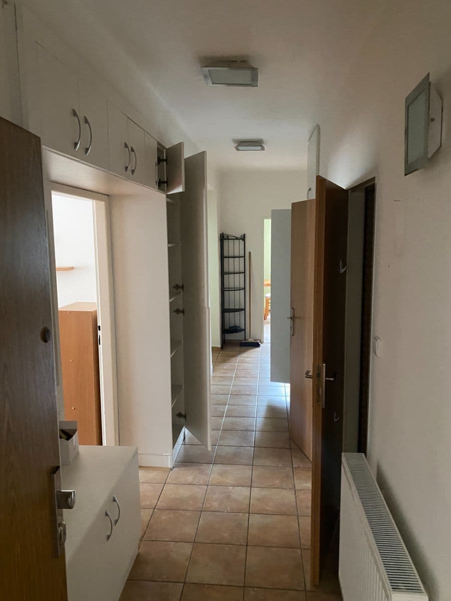 Predaj bytu 2-izbový 61 m², Barákova, Rokycany, Plzeňský kraj Predaj bytu 2-izbový 61 m², Barákova, Rokycany, Plzeňský kraj