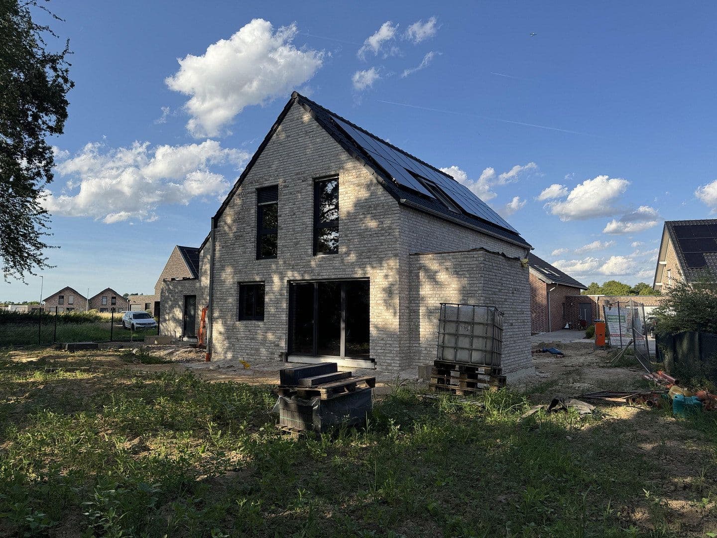 Predaj domu 122 m², pozemok 388 m², Im Pesch 13A, Erkelenz, Severné Porýnie - Westfálsko Predaj domu 122 m², pozemok 388 m², Im Pesch 13A, Erkelenz, Severné Porýnie - Westfálsko