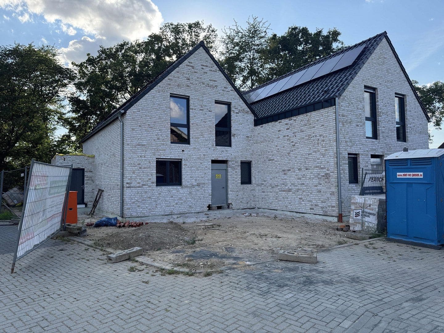 Predaj domu 122 m², pozemok 388 m², Im Pesch 13A, Erkelenz, Severné Porýnie - Westfálsko Predaj domu 122 m², pozemok 388 m², Im Pesch 13A, Erkelenz, Severné Porýnie - Westfálsko