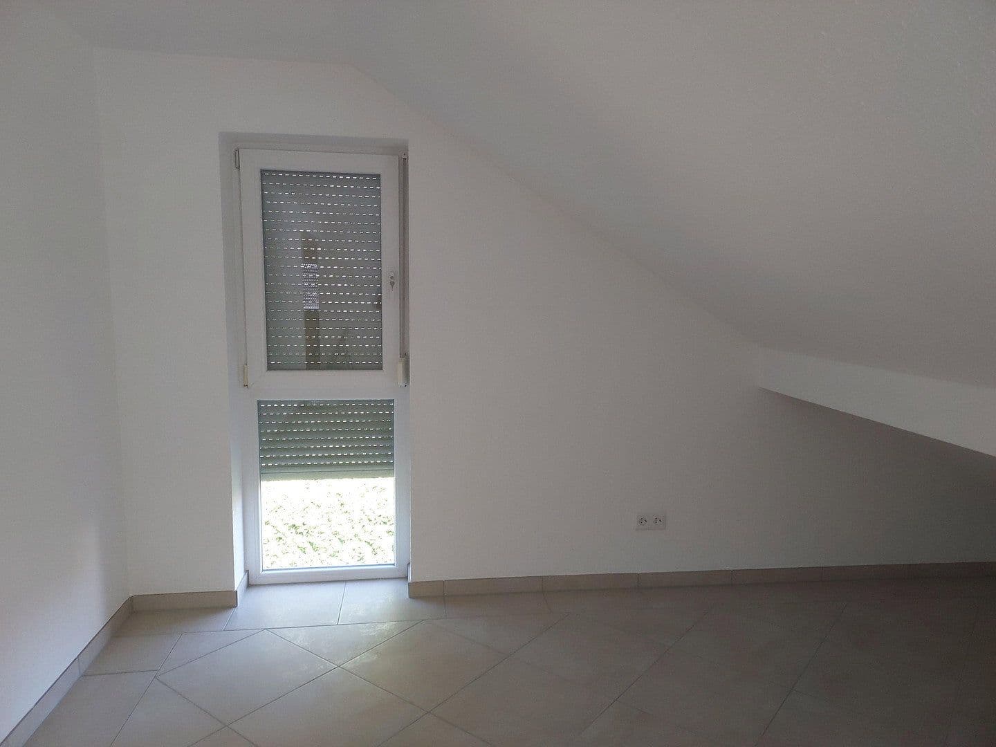 Prenájom bytu 3-izbový 64 m², Backnang, Bádensko-Wurttembersko Prenájom bytu 3-izbový 64 m², Backnang, Bádensko-Wurttembersko