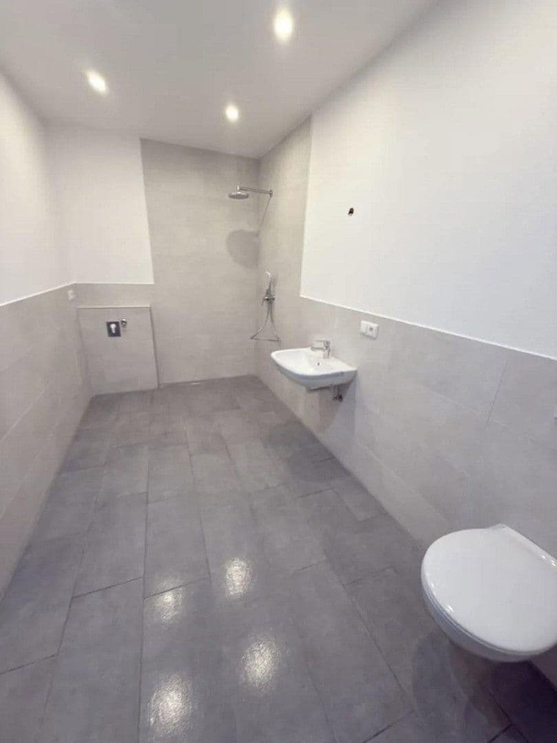 Predaj bytu 1-izbový 65 m², Stockacher Straße 6, Tuttlingen, Bádensko-Wurttembersko Predaj bytu 1-izbový 65 m², Stockacher Straße 6, Tuttlingen, Bádensko-Wurttembersko