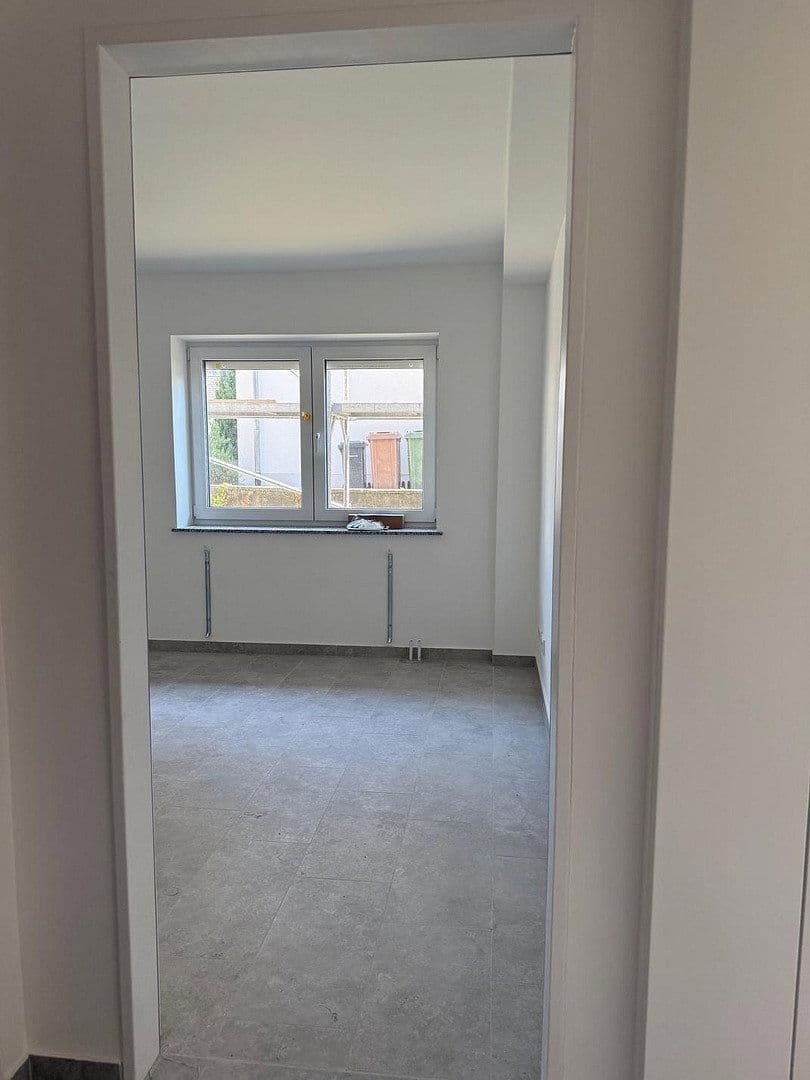 Prenájom bytu 2-izbový 68 m², Dossenheim, Bádensko-Wurttembersko Prenájom bytu 2-izbový 68 m², Dossenheim, Bádensko-Wurttembersko