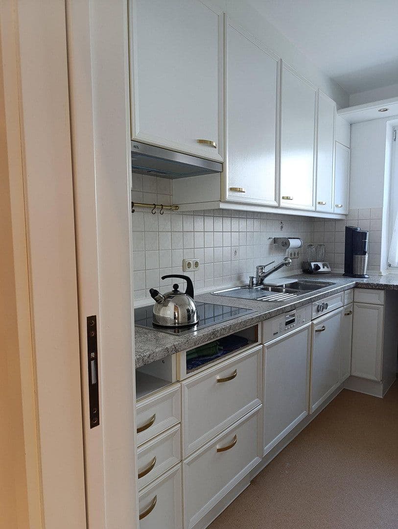 Prenájom bytu 4-izbový 145 m², Bürgermeister-Ledermann-Straße 13, Bad Wörishofen, Bavorsko Prenájom bytu 4-izbový 145 m², Bürgermeister-Ledermann-Straße 13, Bad Wörishofen, Bavorsko