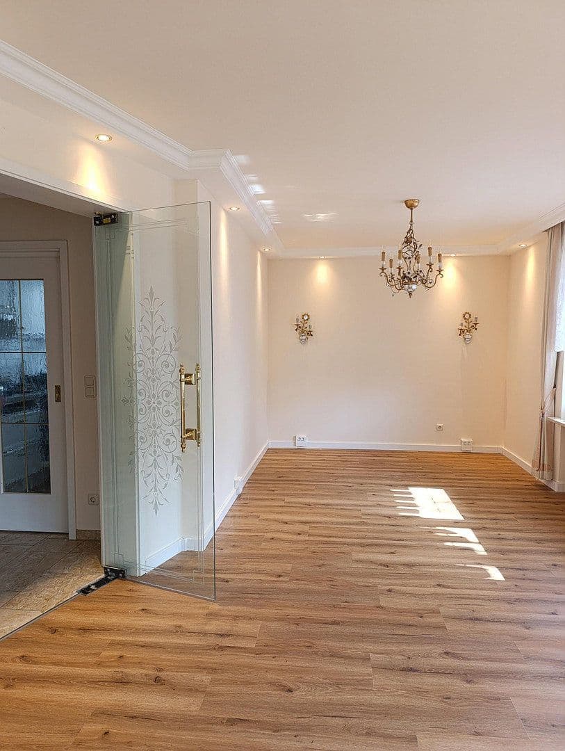 Prenájom bytu 4-izbový 145 m², Bürgermeister-Ledermann-Straße 13, Bad Wörishofen, Bavorsko Prenájom bytu 4-izbový 145 m², Bürgermeister-Ledermann-Straße 13, Bad Wörishofen, Bavorsko