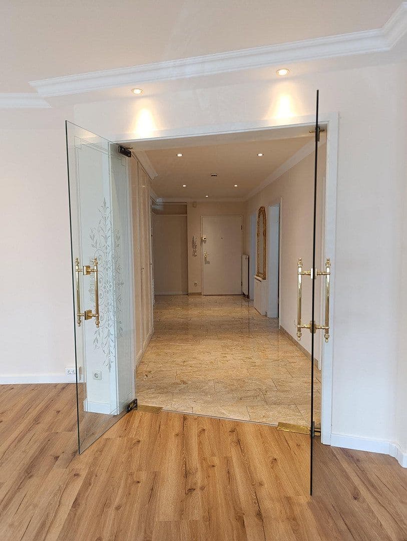 Prenájom bytu 4-izbový 145 m², Bürgermeister-Ledermann-Straße 13, Bad Wörishofen, Bavorsko Prenájom bytu 4-izbový 145 m², Bürgermeister-Ledermann-Straße 13, Bad Wörishofen, Bavorsko