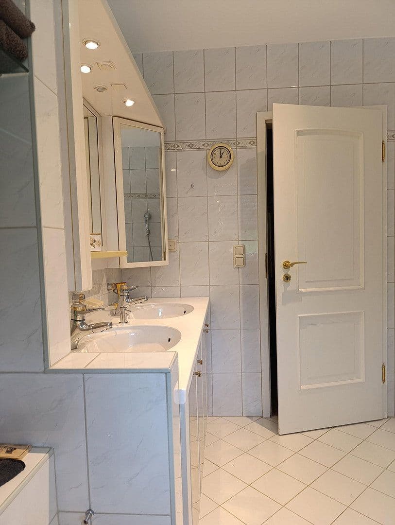 Prenájom bytu 4-izbový 145 m², Bürgermeister-Ledermann-Straße 13, Bad Wörishofen, Bavorsko Prenájom bytu 4-izbový 145 m², Bürgermeister-Ledermann-Straße 13, Bad Wörishofen, Bavorsko