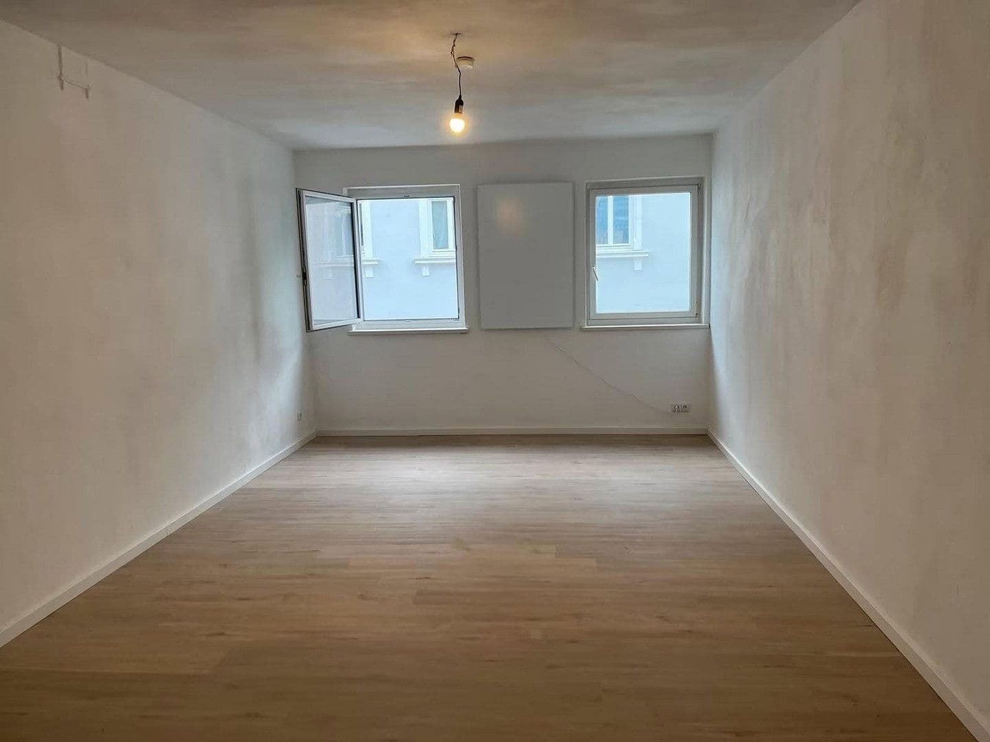 Prenájom bytu 2-izbový 65 m², Theaterstr. 11, Hof, Bavorsko Prenájom bytu 2-izbový 65 m², Theaterstr. 11, Hof, Bavorsko