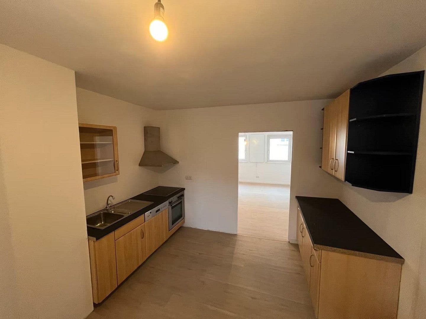 Prenájom bytu 2-izbový 65 m², Theaterstr. 11, Hof, Bavorsko Prenájom bytu 2-izbový 65 m², Theaterstr. 11, Hof, Bavorsko