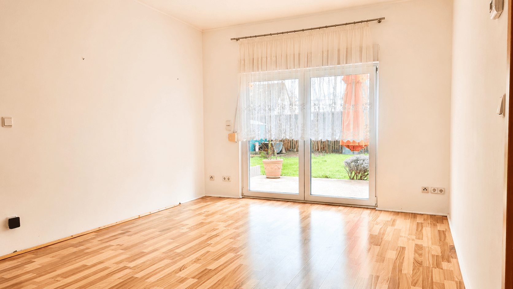 Predaj domu 76 m², pozemok 828 m², Blankenfelde-Mahlow, Brandenbursko Predaj domu 76 m², pozemok 828 m², Blankenfelde-Mahlow, Brandenbursko