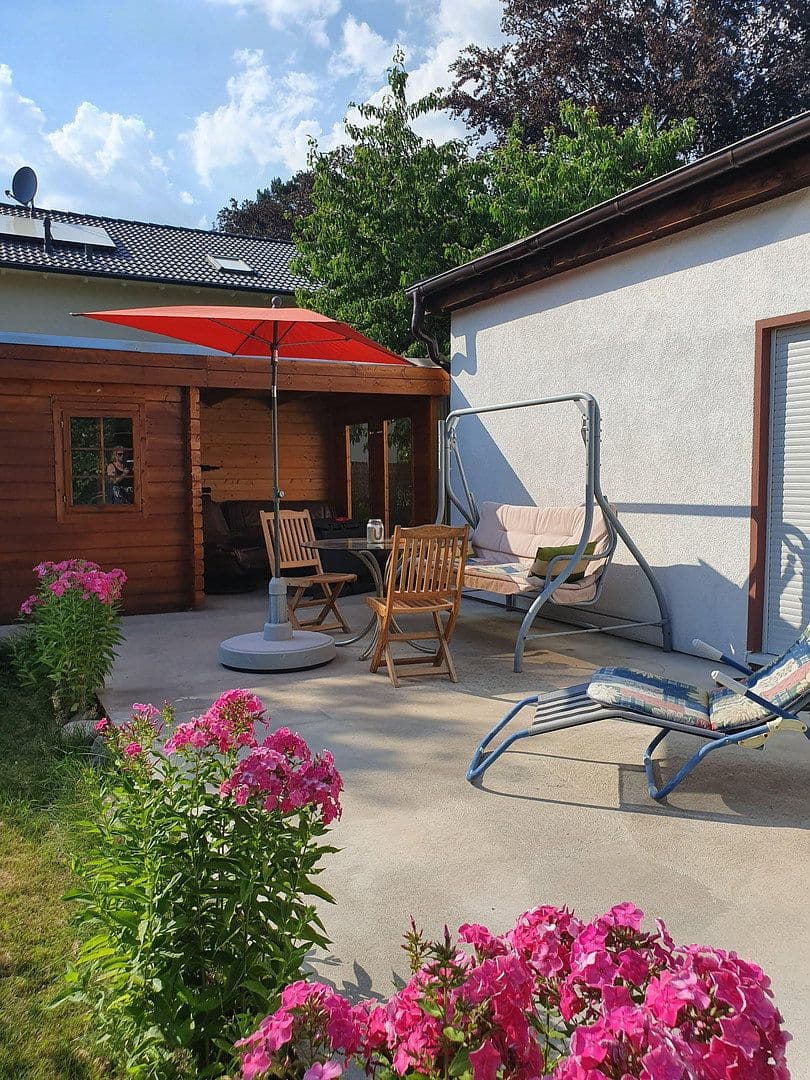 Predaj domu 76 m², pozemok 828 m², Blankenfelde-Mahlow, Brandenbursko Predaj domu 76 m², pozemok 828 m², Blankenfelde-Mahlow, Brandenbursko