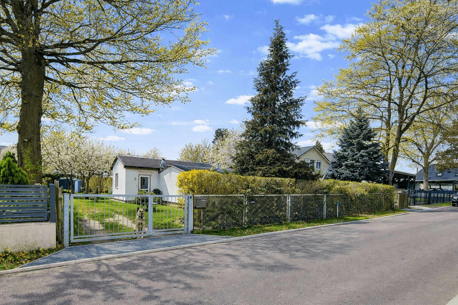 Predaj domu 76 m², pozemok 828 m², Blankenfelde-Mahlow, Brandenbursko Predaj domu 76 m², pozemok 828 m², Blankenfelde-Mahlow, Brandenbursko