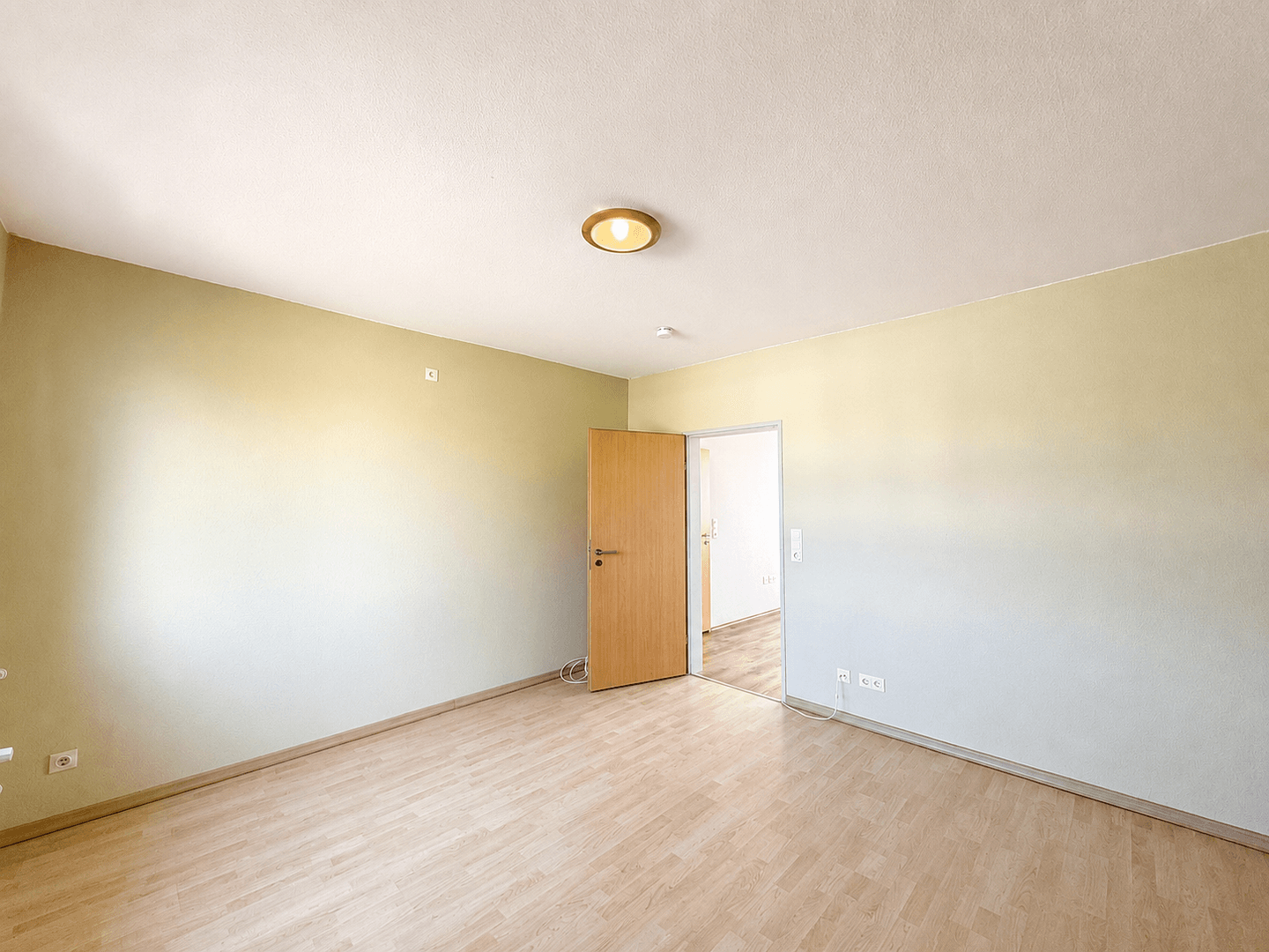 Prenájom bytu 3-izbový 70 m², Rominter Straße 14, Bremen, Brémy Prenájom bytu 3-izbový 70 m², Rominter Straße 14, Bremen, Brémy