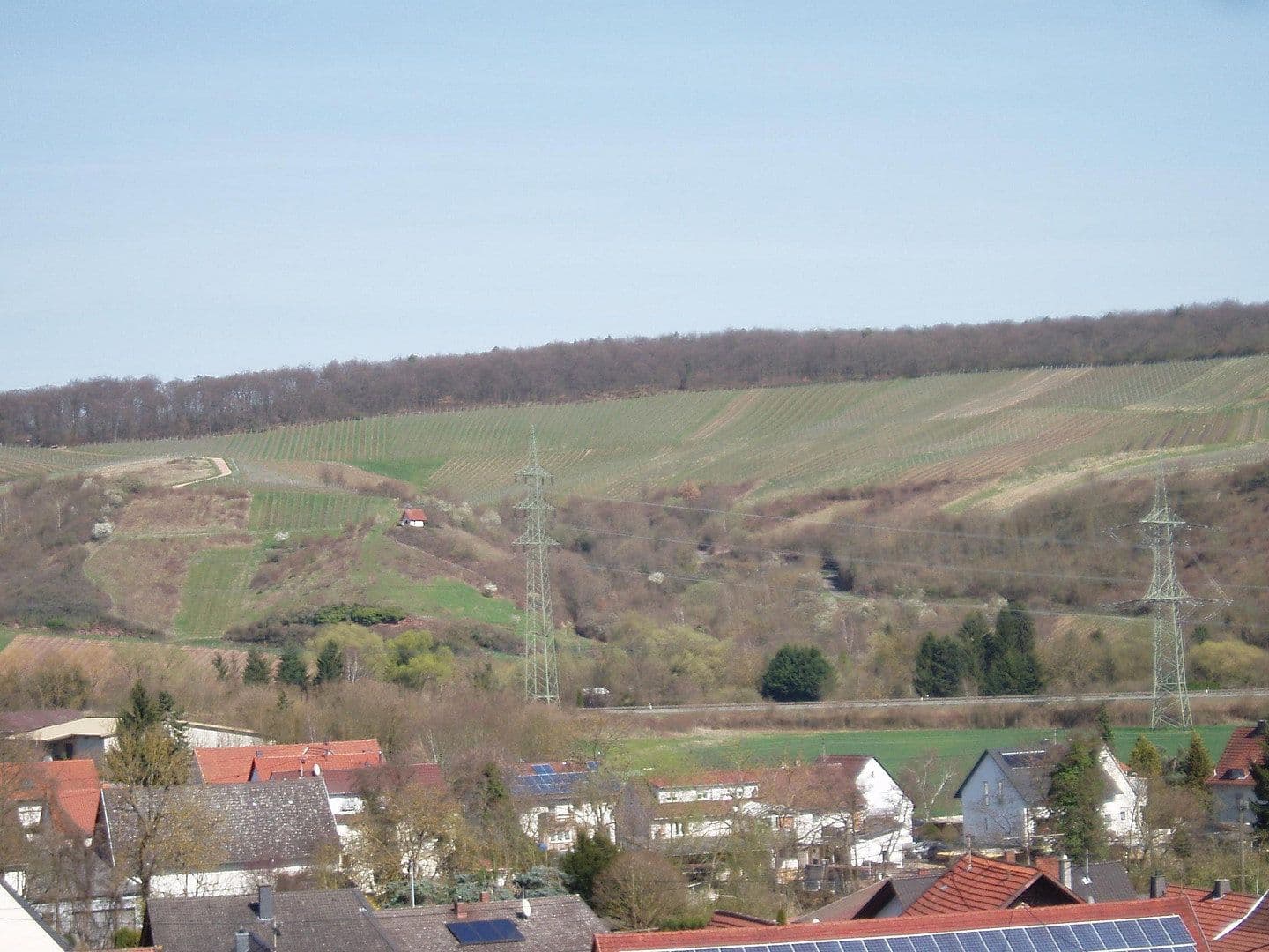 Prenájom bytu 4-izbový 130 m², Kirchgasse 8a, Windesheim, Porýnie-Falcko Prenájom bytu 4-izbový 130 m², Kirchgasse 8a, Windesheim, Porýnie-Falcko