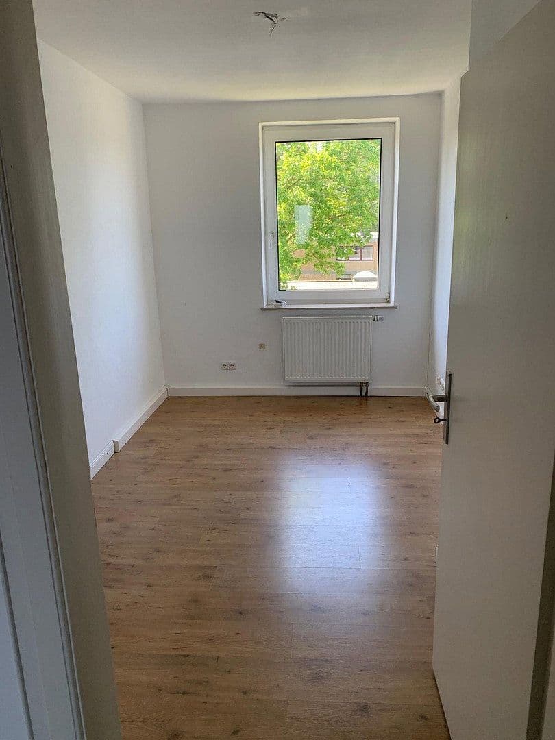 Predaj bytu 4-izbový 101 m², von-Thünen-Straße 32, Oldenburg, Dolné Sasko Predaj bytu 4-izbový 101 m², von-Thünen-Straße 32, Oldenburg, Dolné Sasko