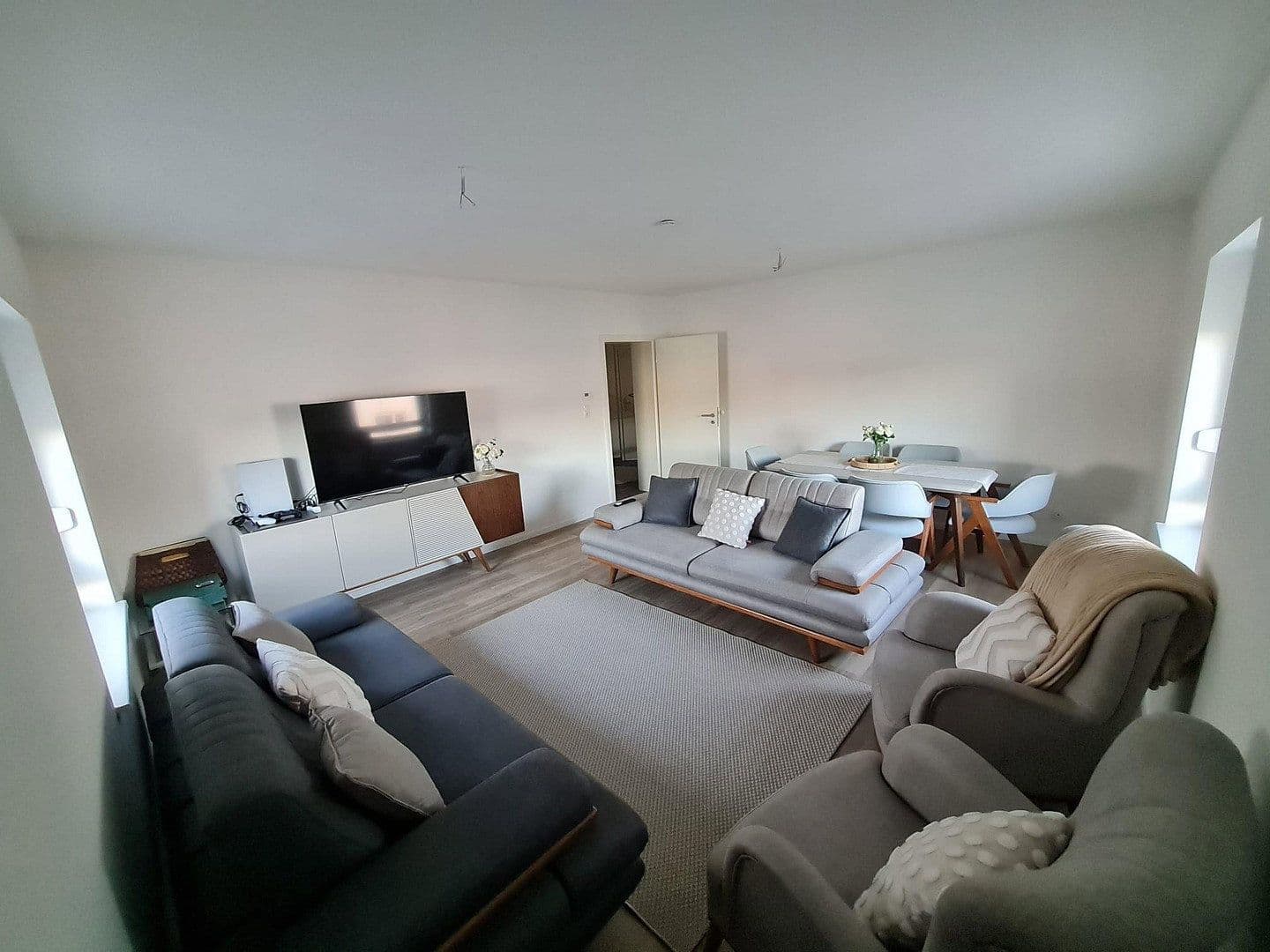 Prenájom bytu 2-izbový 90 m², Bismarckstr. 5, Grünberg, Hesensko Prenájom bytu 2-izbový 90 m², Bismarckstr. 5, Grünberg, Hesensko