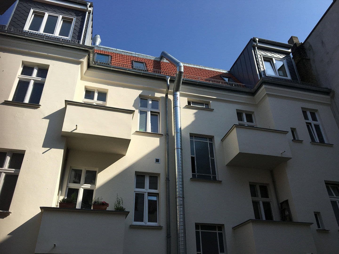 Prenájom bytu 2-izbový 65 m², Wollankstrasse 3, Pankow, Berlín Prenájom bytu 2-izbový 65 m², Wollankstrasse 3, Pankow, Berlín