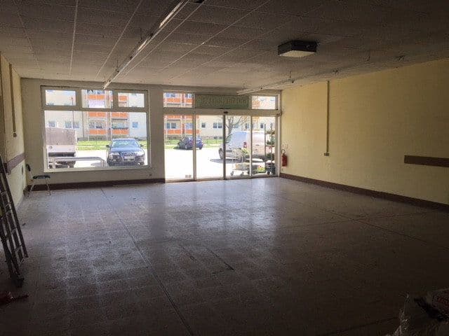 Prenájom nebytového priestoru 350 m², Gerhart-Hauptmann-Straße 2, Borna, Sasko Prenájom nebytového priestoru 350 m², Gerhart-Hauptmann-Straße 2, Borna, Sasko
