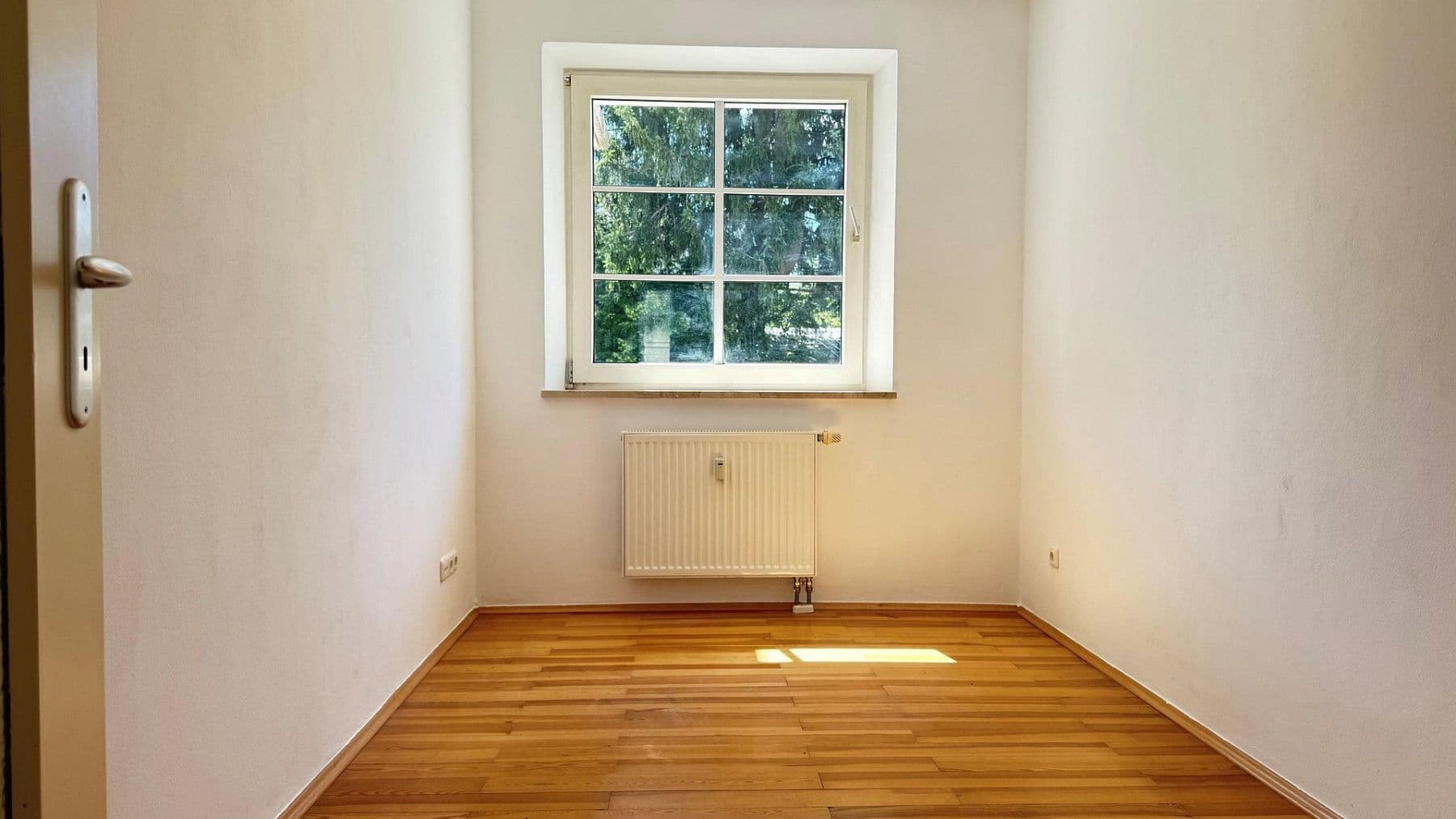 Prenájom bytu 2-izbový 47 m², Naupliastraße 29, München, Bavorsko Prenájom bytu 2-izbový 47 m², Naupliastraße 29, München, Bavorsko