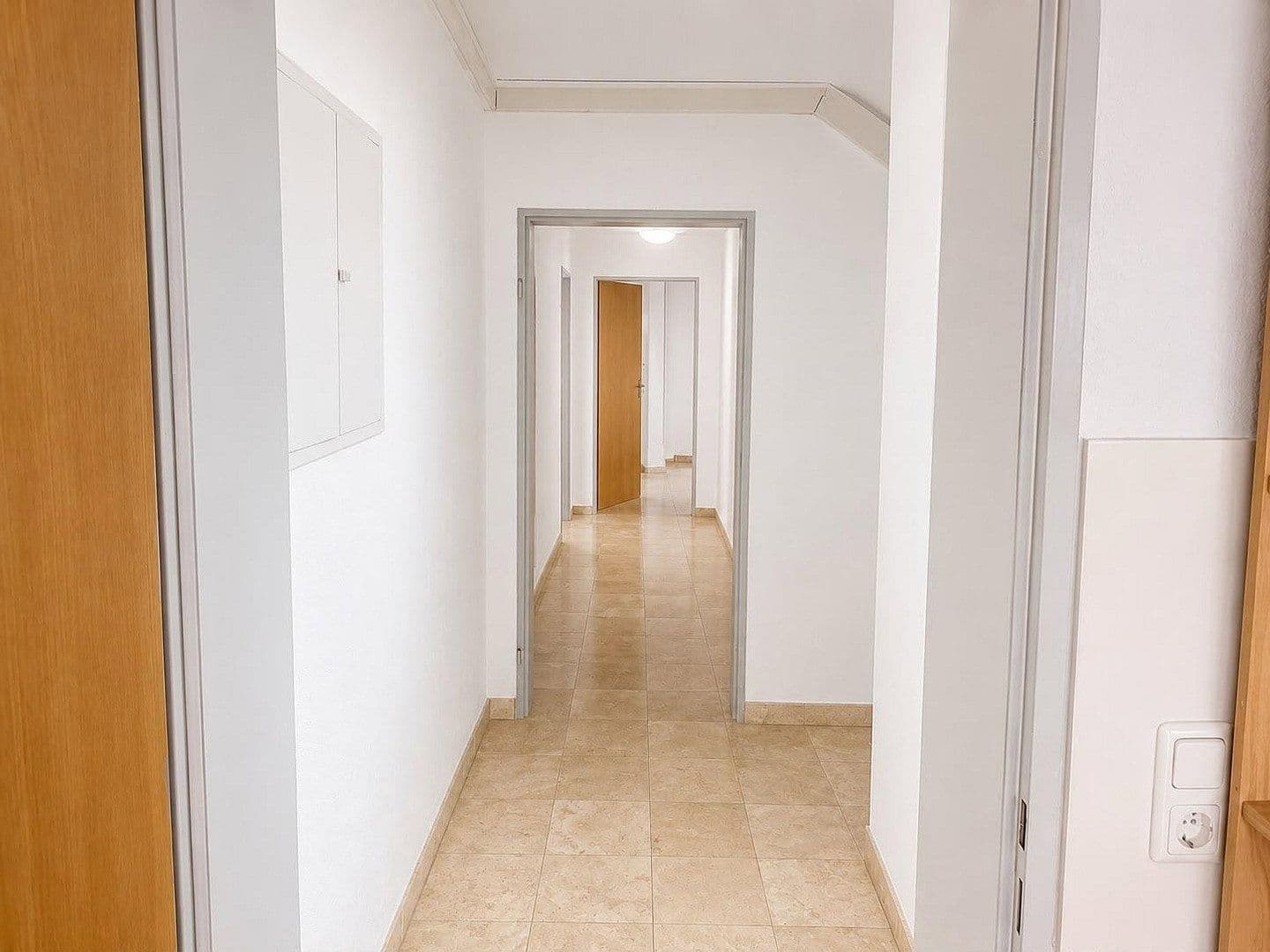 Prenájom bytu 3-izbový 91 m², Wilhelm-Leuschner-Straße, Griesheim, Hesensko Prenájom bytu 3-izbový 91 m², Wilhelm-Leuschner-Straße, Griesheim, Hesensko