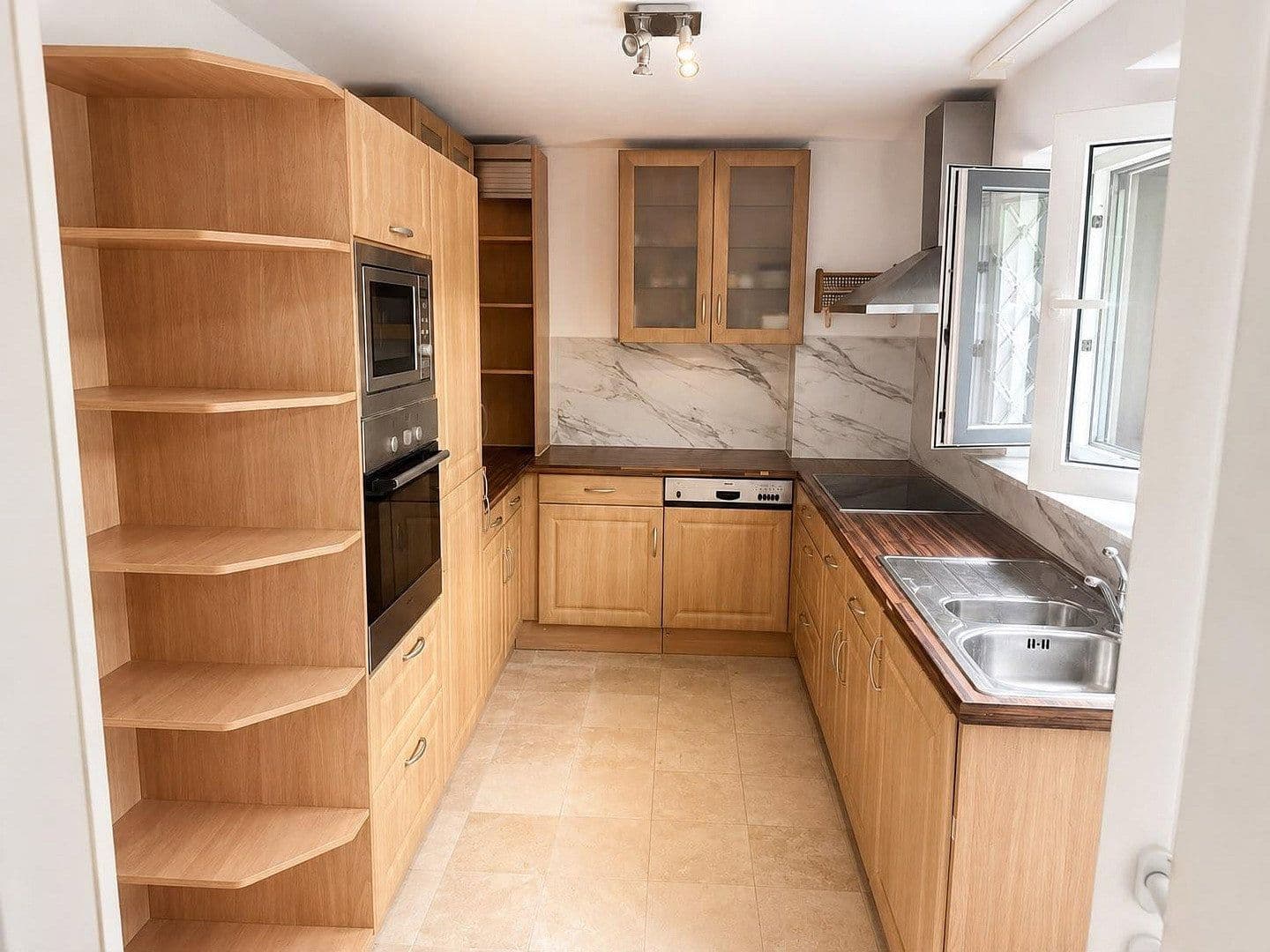 Prenájom bytu 3-izbový 91 m², Wilhelm-Leuschner-Straße, Griesheim, Hesensko Prenájom bytu 3-izbový 91 m², Wilhelm-Leuschner-Straße, Griesheim, Hesensko