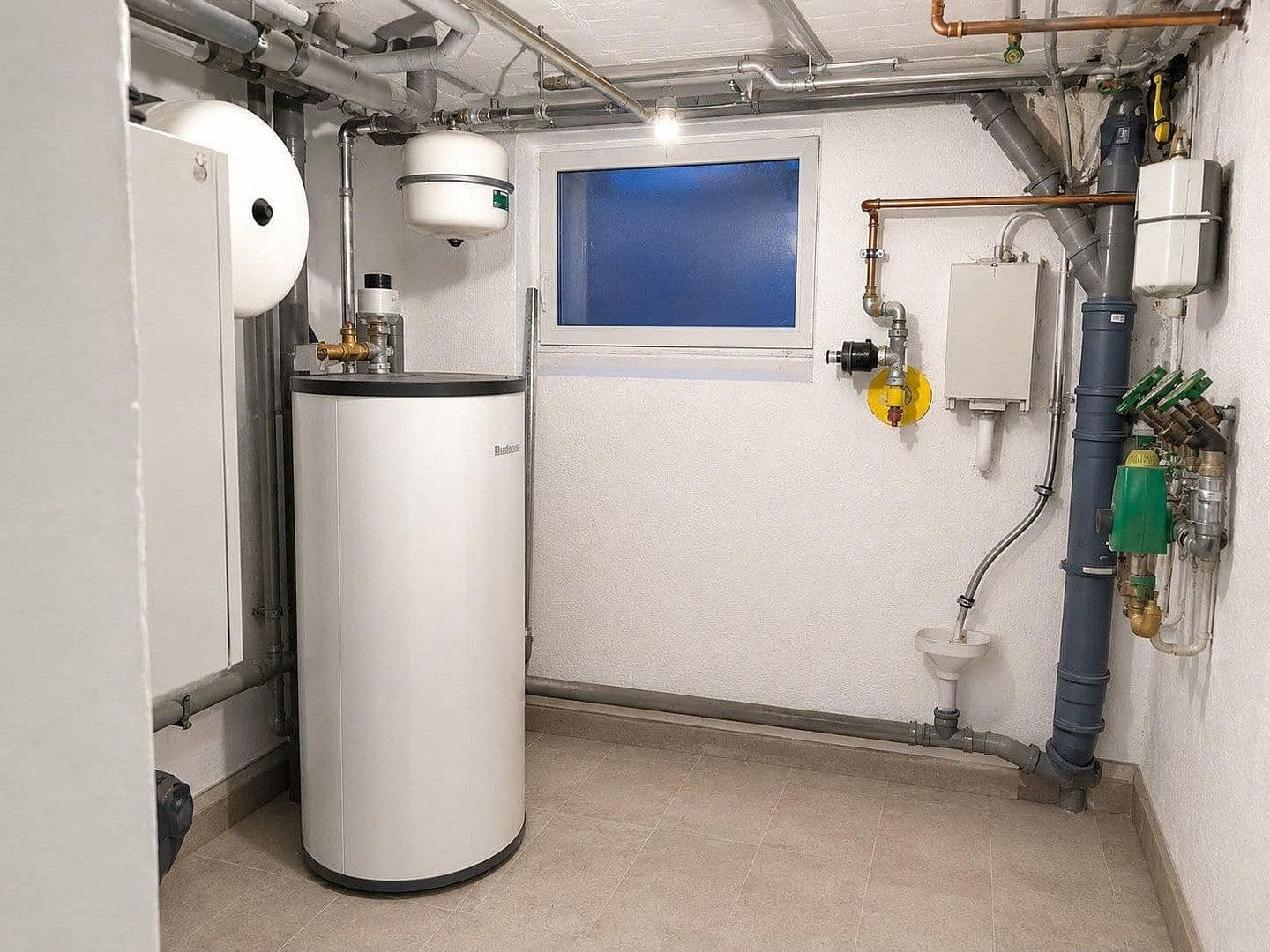 Prenájom bytu 3-izbový 91 m², Wilhelm-Leuschner-Straße, Griesheim, Hesensko Prenájom bytu 3-izbový 91 m², Wilhelm-Leuschner-Straße, Griesheim, Hesensko