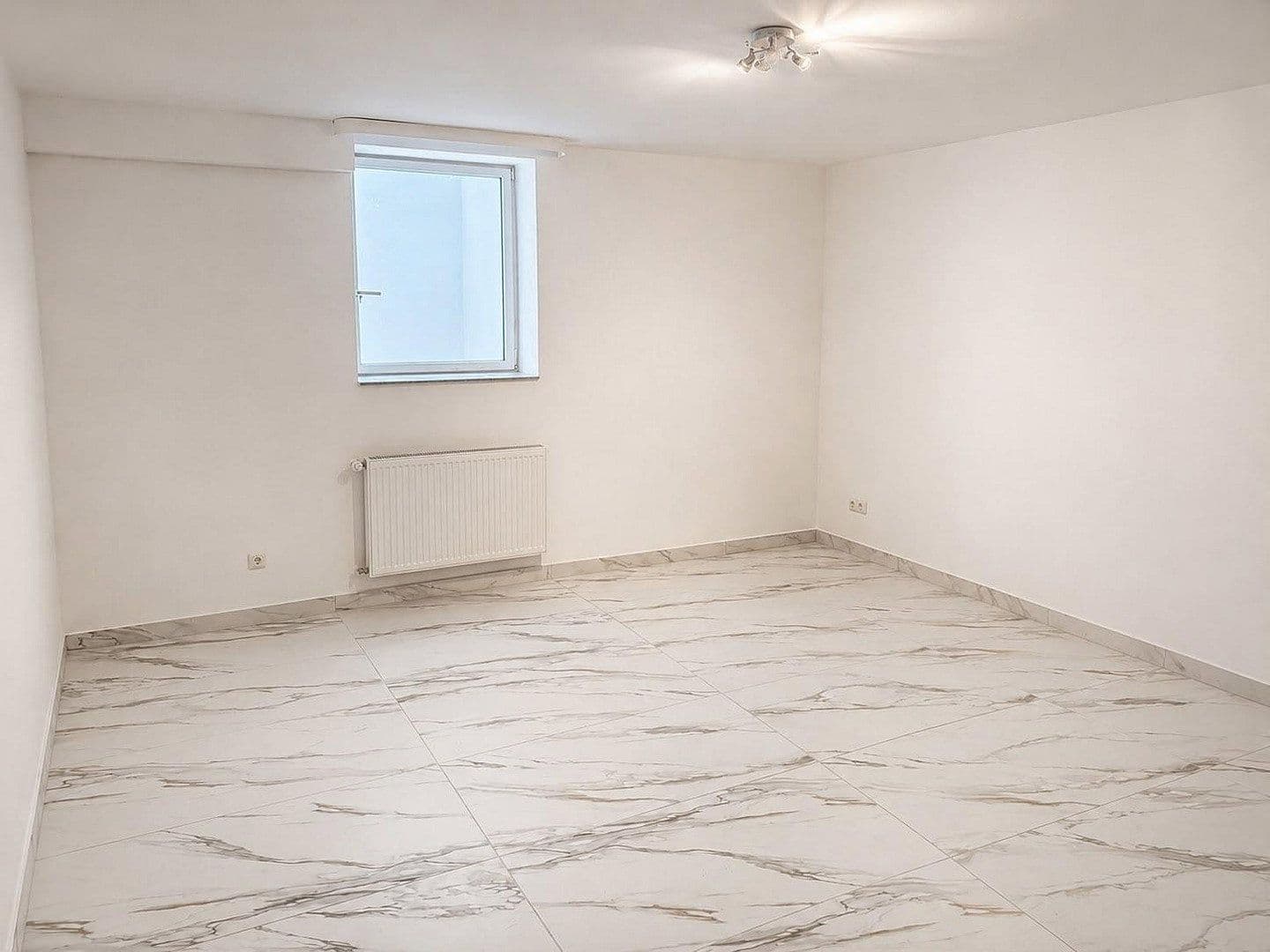 Prenájom bytu 3-izbový 91 m², Wilhelm-Leuschner-Straße, Griesheim, Hesensko Prenájom bytu 3-izbový 91 m², Wilhelm-Leuschner-Straße, Griesheim, Hesensko