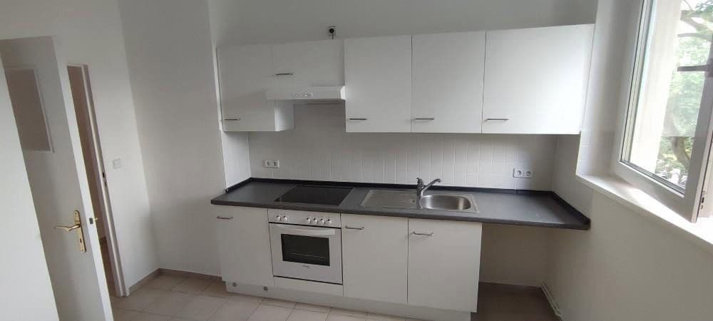 Prenájom bytu 2-izbový 71 m², Elisabethstraße 12b-c, Berlin, Berlín Prenájom bytu 2-izbový 71 m², Elisabethstraße 12b-c, Berlin, Berlín