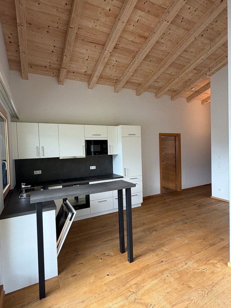 Prenájom bytu 3-izbový 82 m², Bahnhofstraße 12, Bramberg am Wildkogel, Salzbursko Prenájom bytu 3-izbový 82 m², Bahnhofstraße 12, Bramberg am Wildkogel, Salzbursko