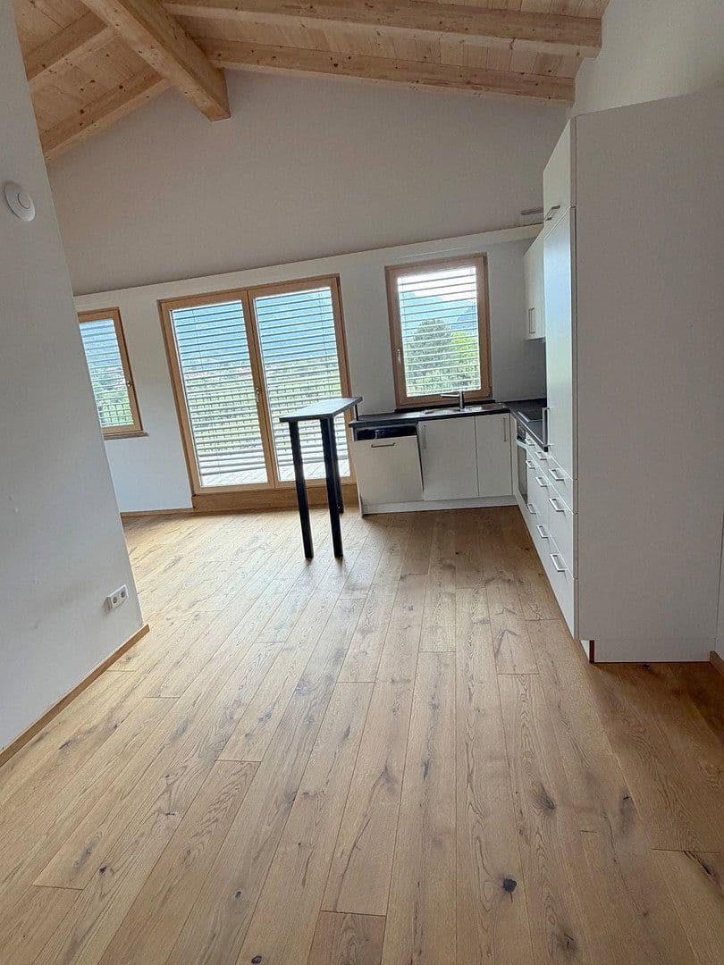 Prenájom bytu 3-izbový 82 m², Bahnhofstraße 12, Bramberg am Wildkogel, Salzbursko Prenájom bytu 3-izbový 82 m², Bahnhofstraße 12, Bramberg am Wildkogel, Salzbursko