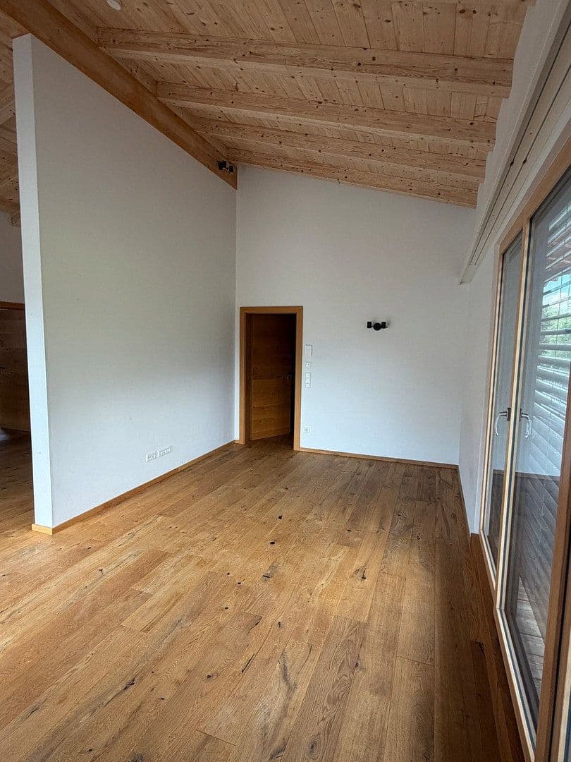 Prenájom bytu 3-izbový 82 m², Bahnhofstraße 12, Bramberg am Wildkogel, Salzbursko Prenájom bytu 3-izbový 82 m², Bahnhofstraße 12, Bramberg am Wildkogel, Salzbursko