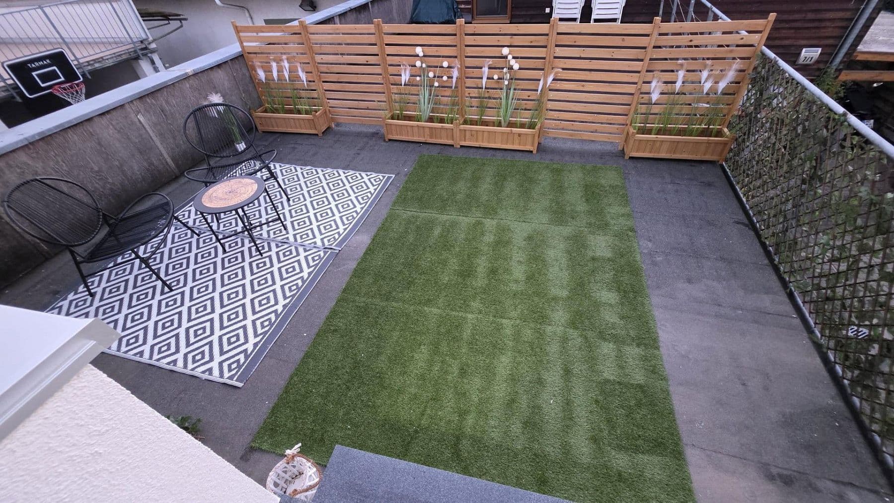 Predaj domu 107 m², pozemok 365 m², Sandhausen, Bádensko-Wurttembersko Predaj domu 107 m², pozemok 365 m², Sandhausen, Bádensko-Wurttembersko