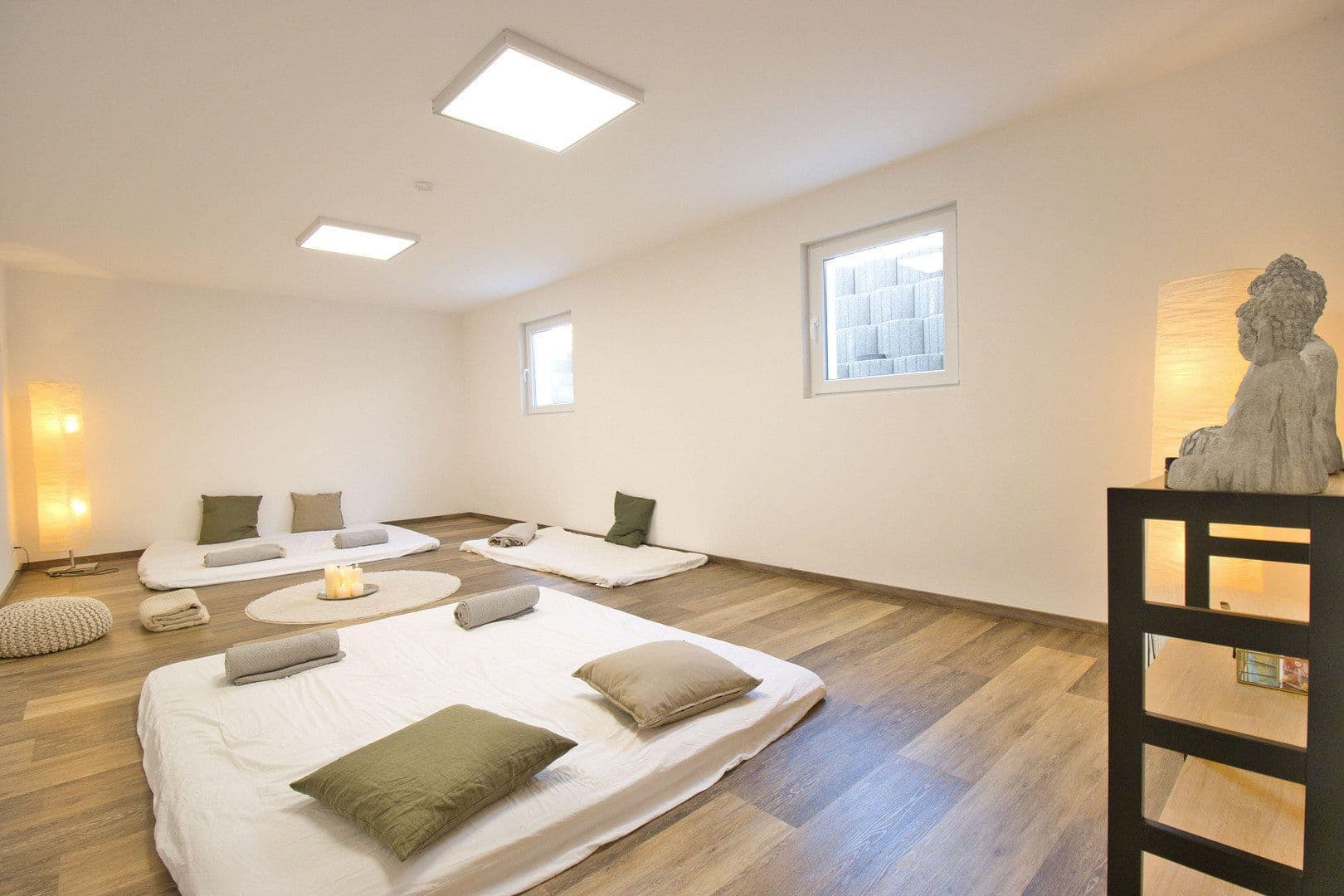 Predaj domu 440 m², pozemok 1.757 m², Neumarkt-Sankt Veit, Bavorsko Predaj domu 440 m², pozemok 1.757 m², Neumarkt-Sankt Veit, Bavorsko