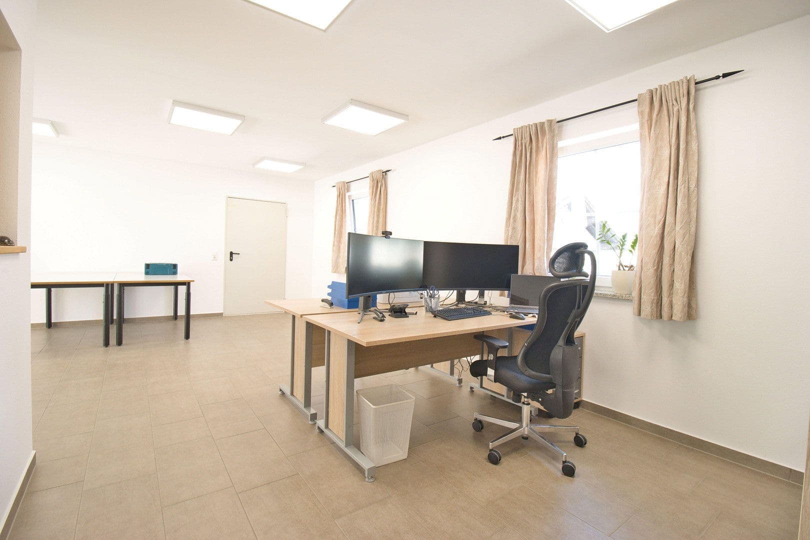 Predaj domu 440 m², pozemok 1.757 m², Neumarkt-Sankt Veit, Bavorsko Predaj domu 440 m², pozemok 1.757 m², Neumarkt-Sankt Veit, Bavorsko