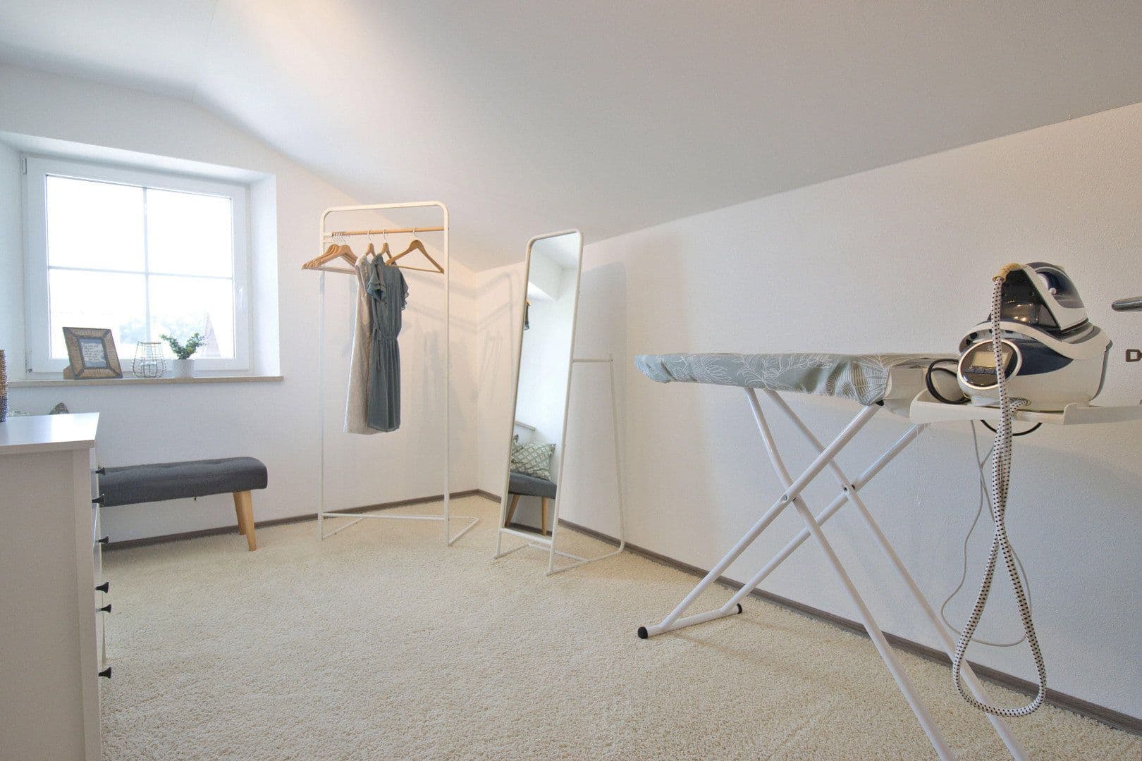 Predaj domu 440 m², pozemok 1.757 m², Neumarkt-Sankt Veit, Bavorsko Predaj domu 440 m², pozemok 1.757 m², Neumarkt-Sankt Veit, Bavorsko