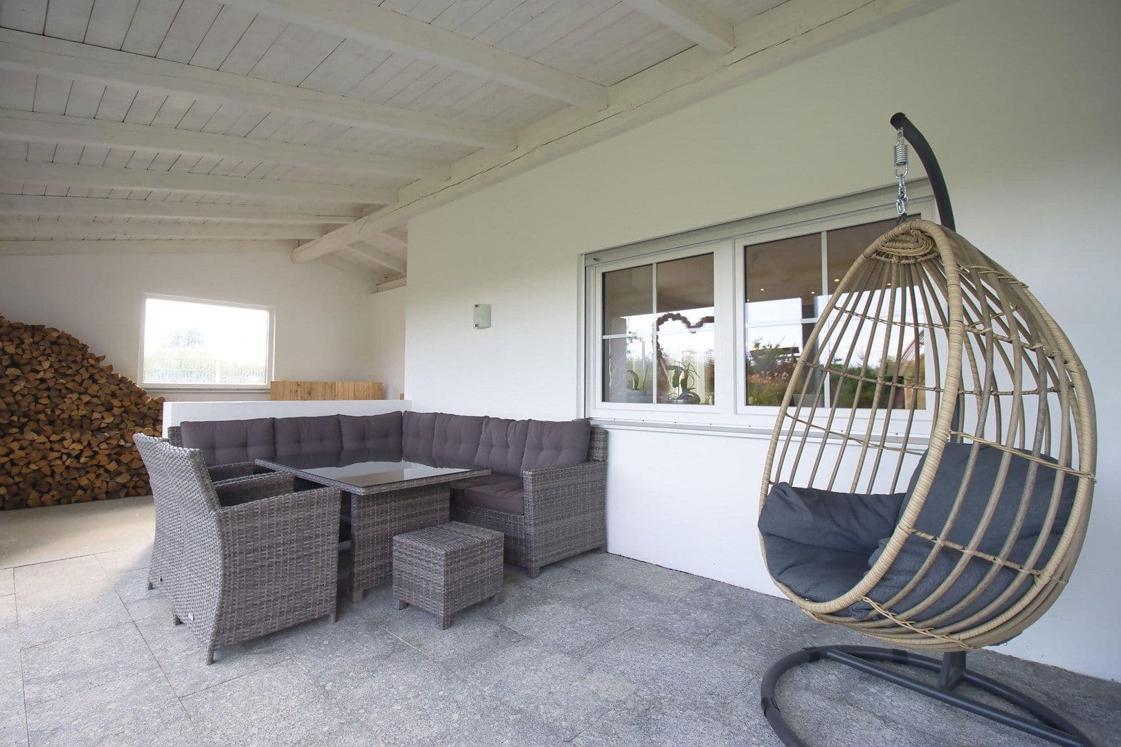 Predaj domu 440 m², pozemok 1.757 m², Neumarkt-Sankt Veit, Bavorsko Predaj domu 440 m², pozemok 1.757 m², Neumarkt-Sankt Veit, Bavorsko