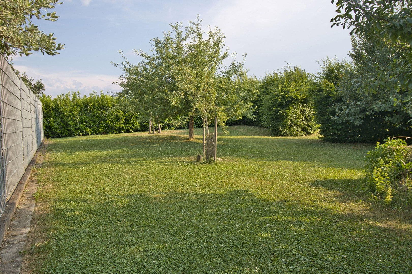 Predaj domu 440 m², pozemok 1.757 m², Neumarkt-Sankt Veit, Bavorsko Predaj domu 440 m², pozemok 1.757 m², Neumarkt-Sankt Veit, Bavorsko