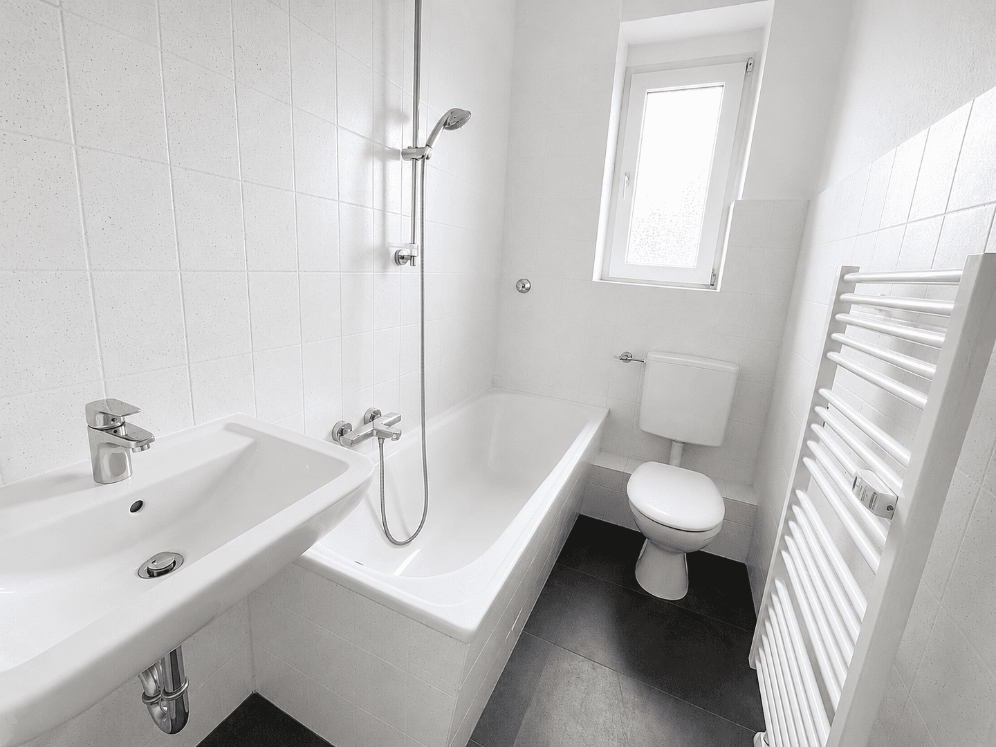 Prenájom bytu 3-izbový 52 m², Uferstraße 26, Castrop-Rauxel, Severné Porýnie - Westfálsko Prenájom bytu 3-izbový 52 m², Uferstraße 26, Castrop-Rauxel, Severné Porýnie - Westfálsko